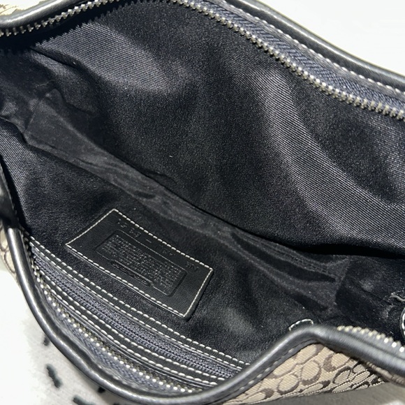 Coach Brown small signature hobo bag and wristlet 💕 vintage - Picture 15 of 16